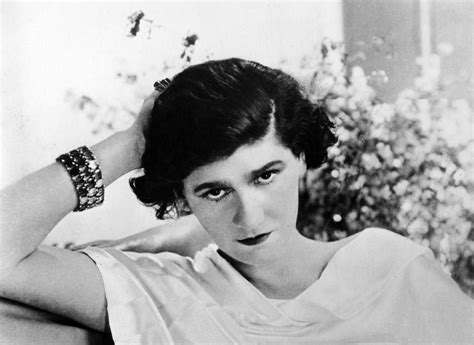 porque fue importante coco chanel|coco chanel biografia corta.